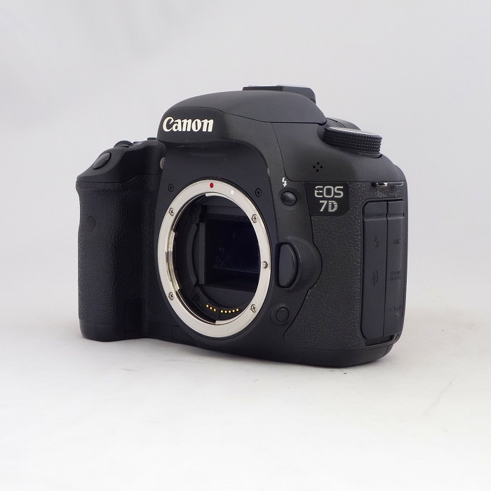 yÁz(Lm) Canon EOS 7D {fC